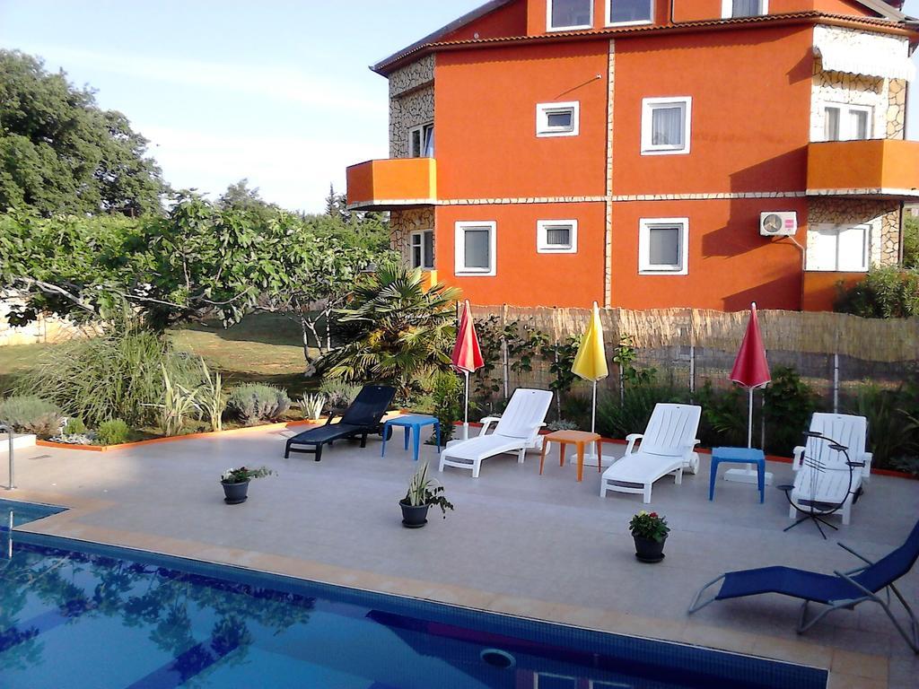 Apartments Dugonjic Umag Chambre photo