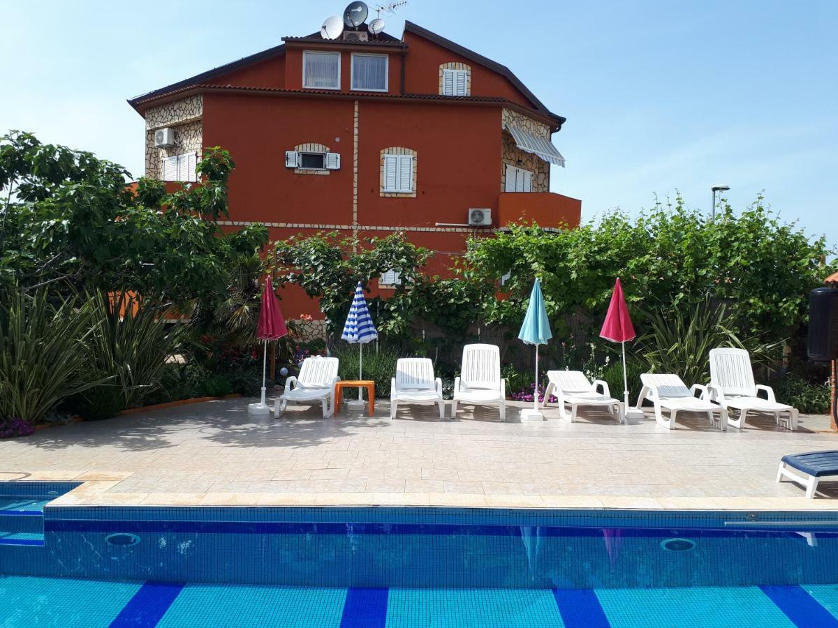 Apartments Dugonjic Umag Extérieur photo